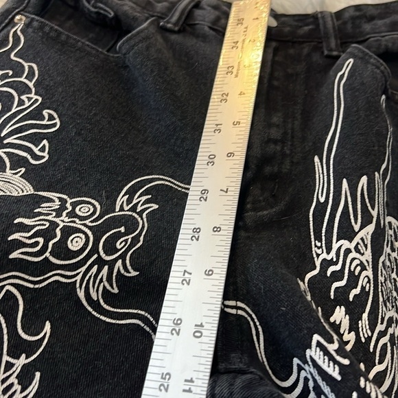 NWOT High Waist Dragon Print Black Jeans Women Size XS - Picture 4 of 7
